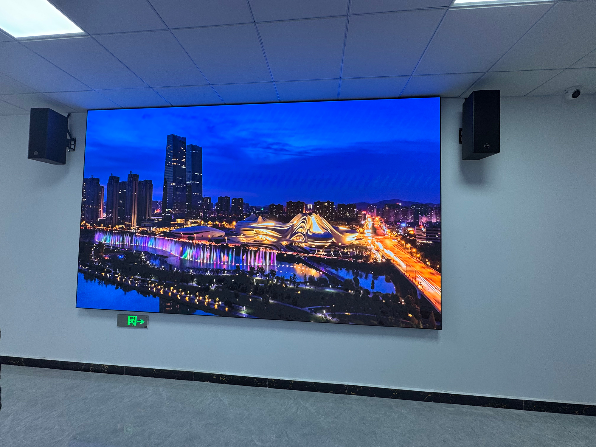 移通學院綦江校區(qū)LED大屏工程